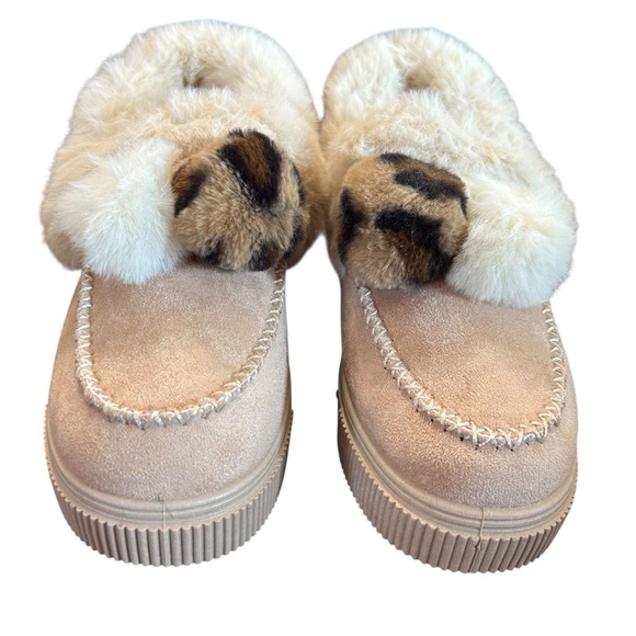 Journey Collection Sunset Faux Fur Lined Comfort Moccasin Slippers Beige 8.5 - Picture 3 of 10